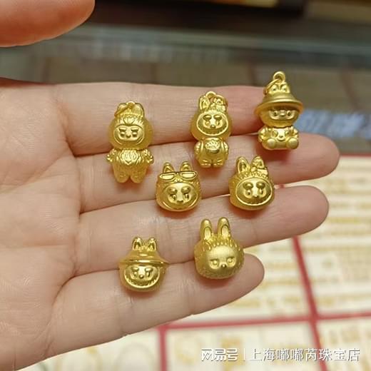 上海黄金回收实重实价金价透明！免费上门当场结算，全品类覆盖