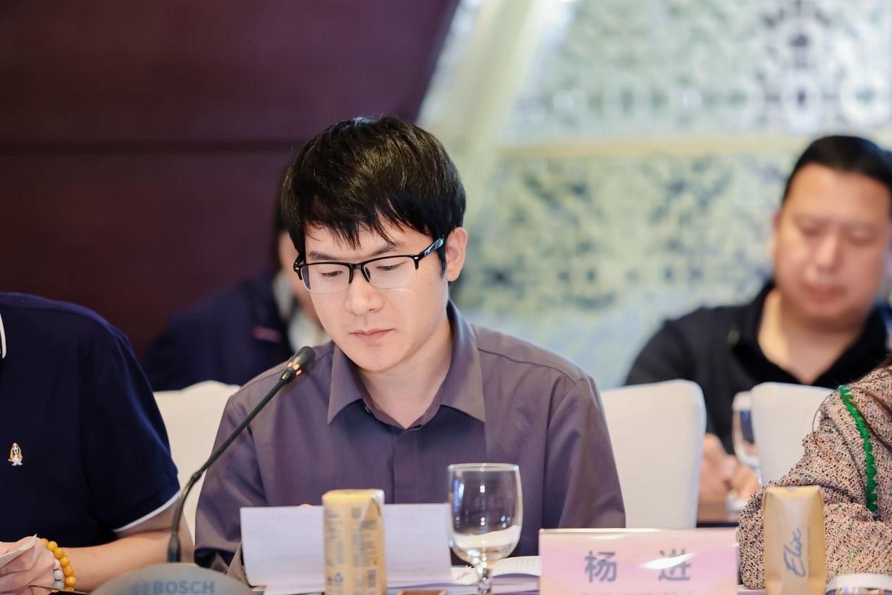 北海市重大项目招商推介会_北海新未来股份有限公司_北海高质量发展恳谈会