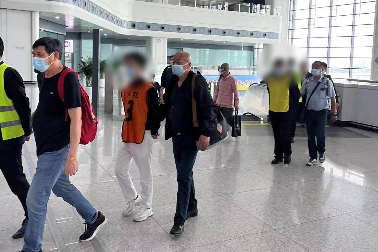 嘉盛外汇mt4 模拟 MT4受青睐却现山寨诈骗平台，浦东警方捣毁虚拟团伙