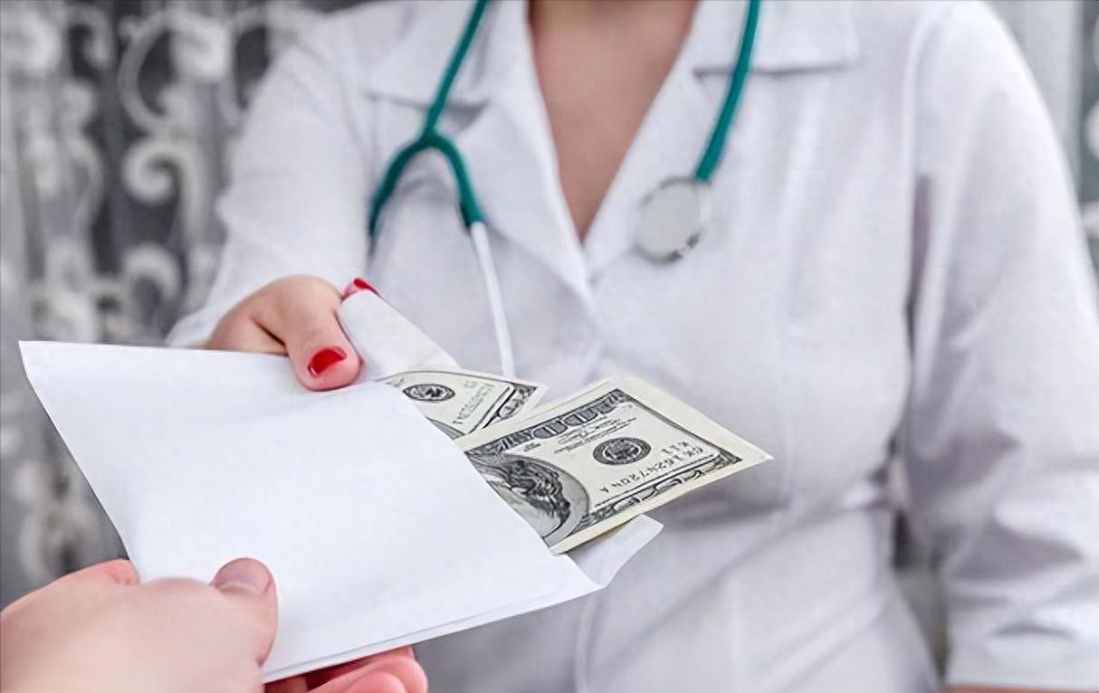 年轻医药代表李明三年两套房产，揭秘其提成挣钱的秘密？