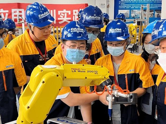 工业机器人动力学仿真及有限元分析，应用领域广且优势显著