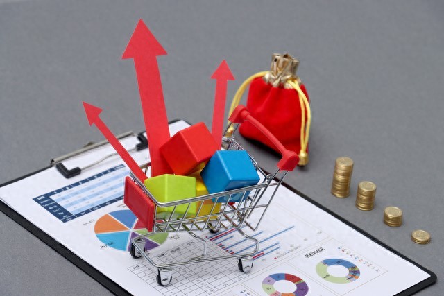 开十元店创业指南_十元店选址与成本控制_开零食铺子要多少成本