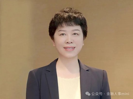 招商银行北京分行人事调整_招行上海信用卡中心_招商银行信用卡中心人事变动