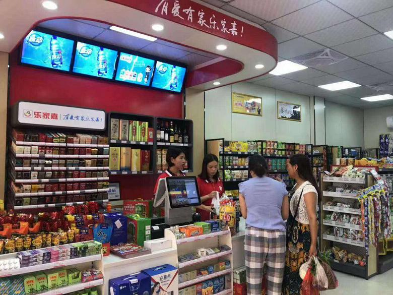 中国便利店市场发展现状_下沉市场便利店竞争格局_便利店加盟市场分析
