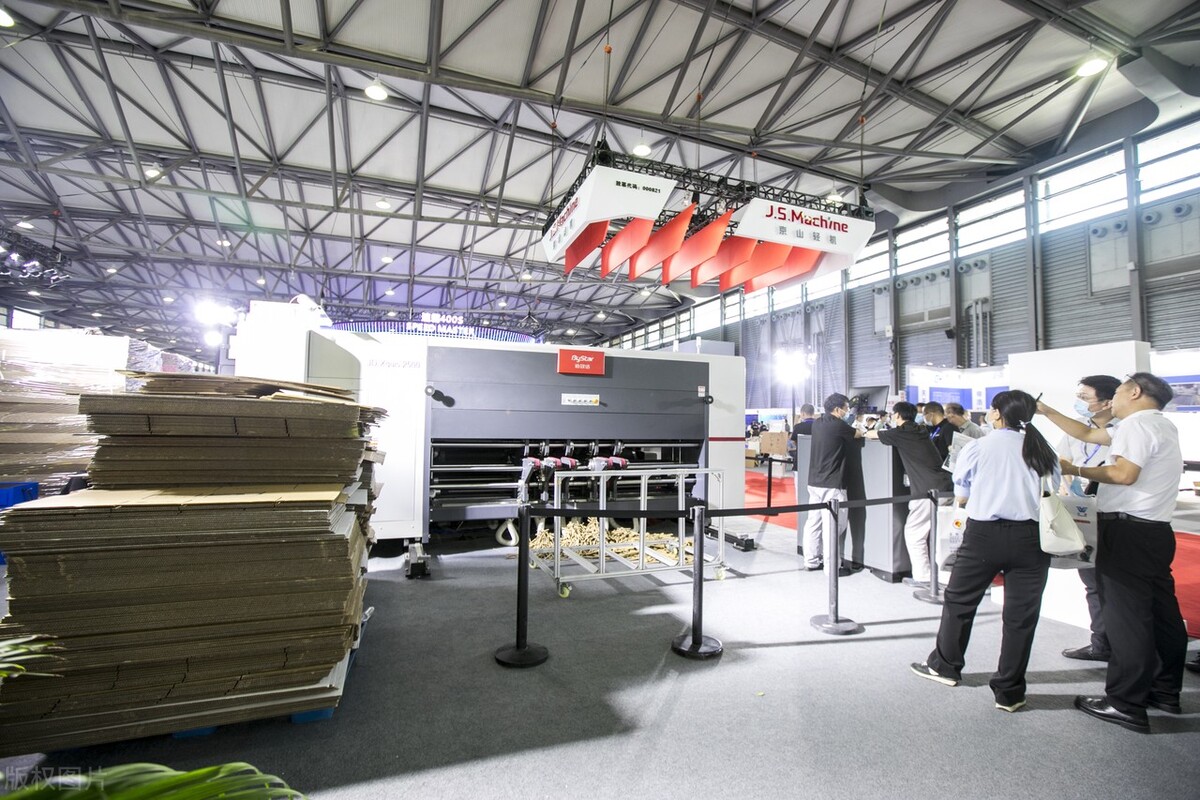 上海证券报 京山轻机内幕交易_京山轻机实际控制人李健_京山轻机主营业务进出口代理