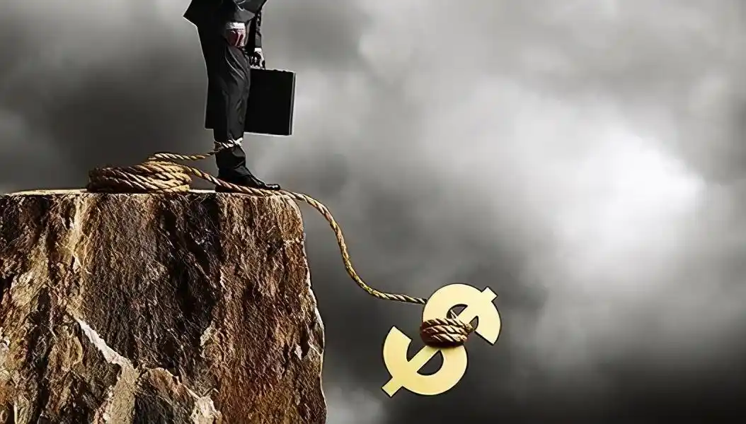 舟山炒股诈骗案件分析_什么是股票投资平台_中老年人投资理财风险